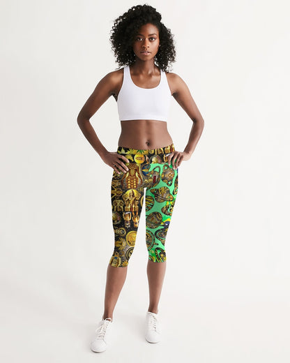 Ancient Abtsrak Women's All-Over Print Mid-Rise Capri