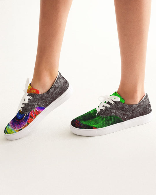 Saddle Serenade Abstract Design Women's Lace Up Canvas Shoe