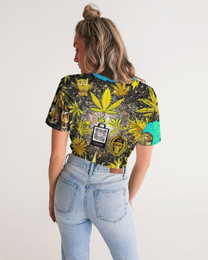 Ancient Abtsrak Women's All-Over Print Twist-Front Cropped Tee