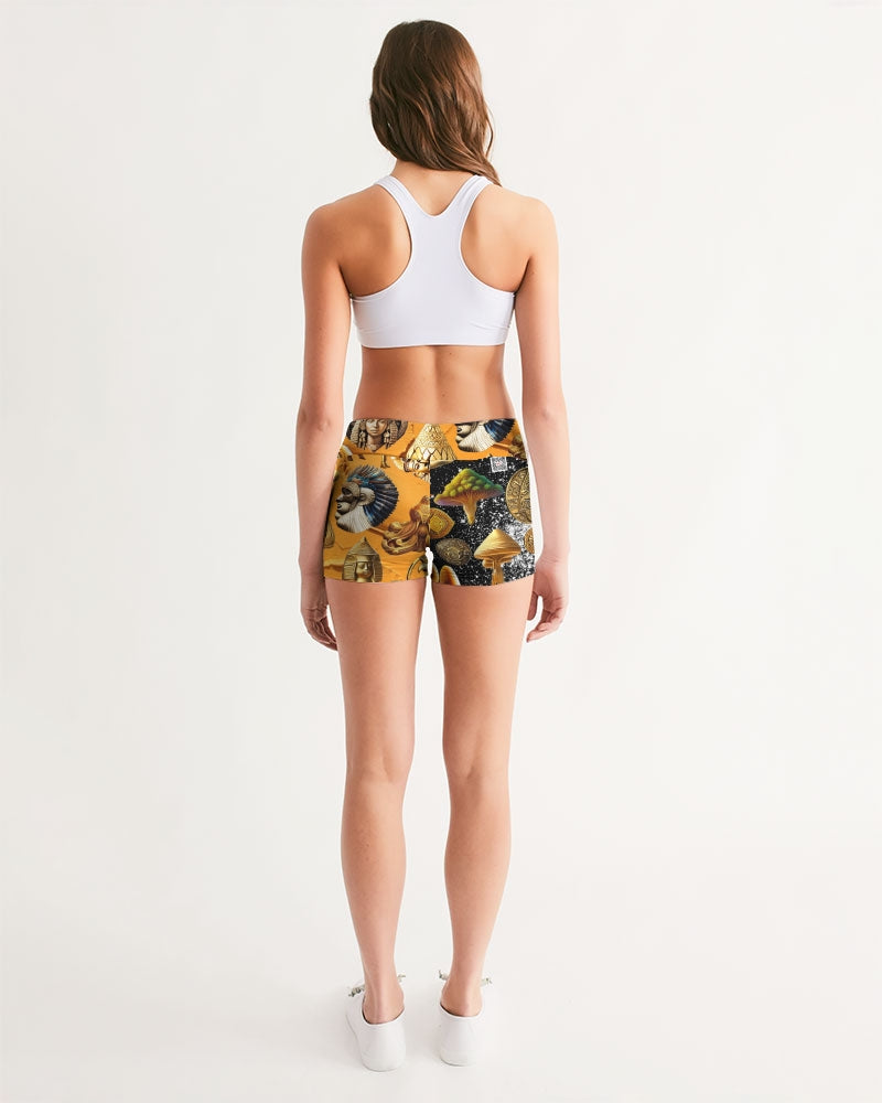 Nature Abstrak Women's All-Over Print Mid-Rise Yoga Shorts