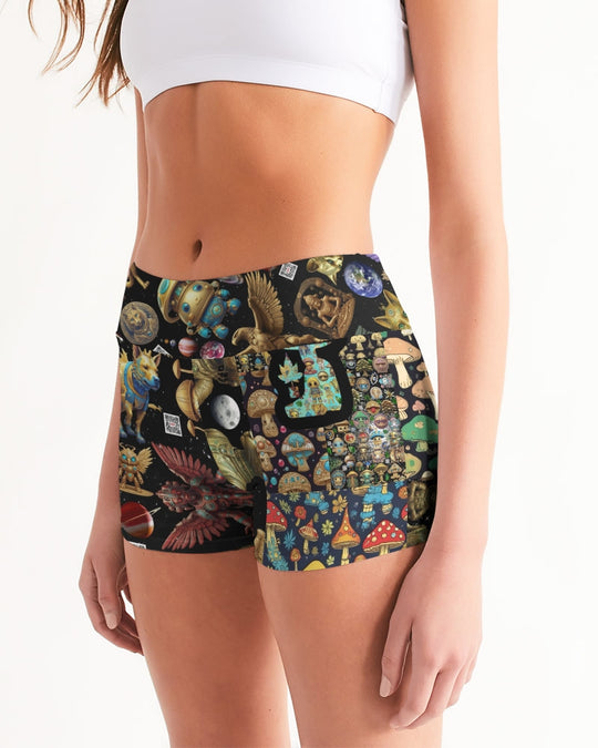 Alien Trendy Abstrak Collection Women's All-Over Print Mid-Rise Yoga Shorts