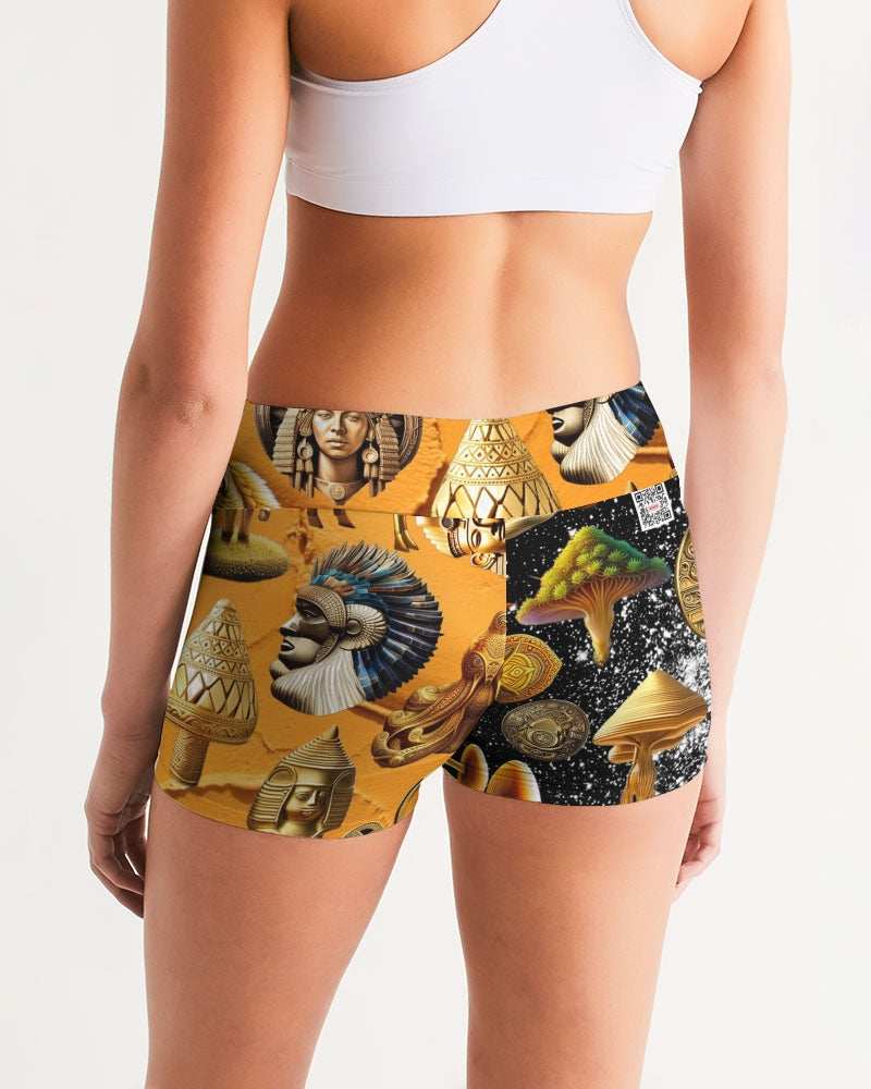 Nature Abstrak Women's All-Over Print Mid-Rise Yoga Shorts