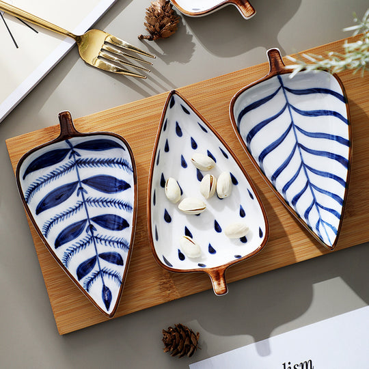 Creative Leaf Shape Seasoning Bowl Ceramic Snack Dish