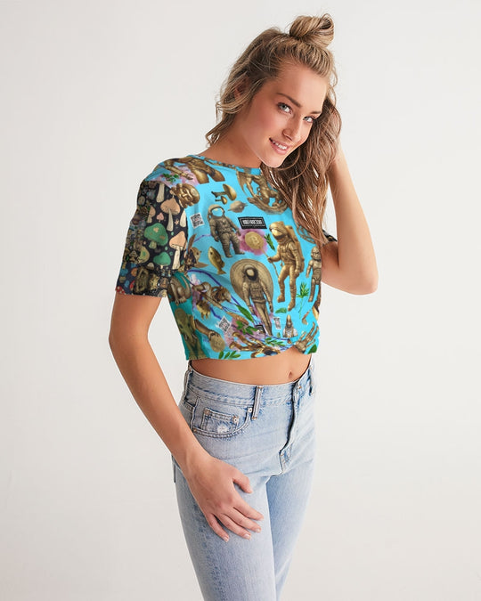 Alien Trendy Abstrak Collection Women's All-Over Print Twist-Front Cropped Tee