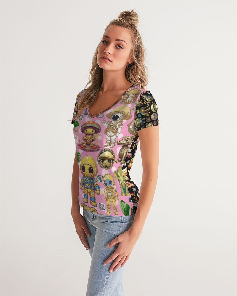 Alien Trendy Abstrak Collection Women's All-Over Print V-Neck Tee