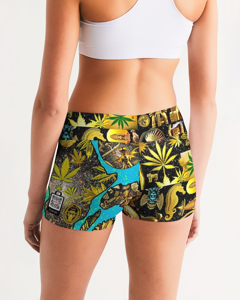 Ancient Abtsrak Women's All-Over Print Mid-Rise Yoga Shorts