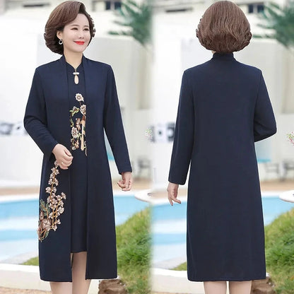 2024 Mother Autumn Dress Two-Piece New Temperament Windbreaker Wedding Dress Middle-Aged And Elderly Women's Spring Knitted Coat