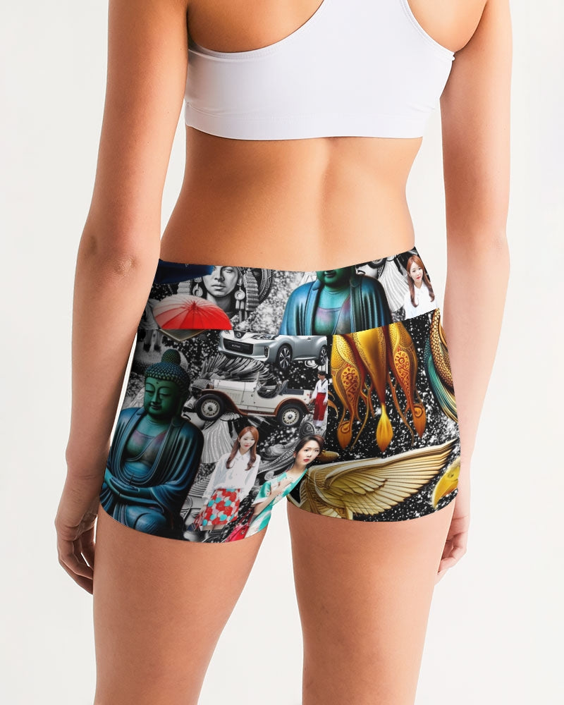 Trendy Abstrak Pattern Women's All-Over Print Mid-Rise Yoga Shorts