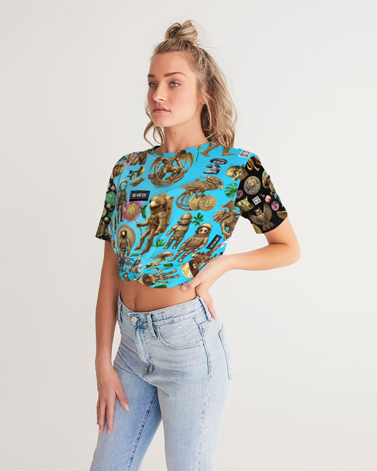 Alien Trendy Abstrak Collection Women's All-Over Print Twist-Front Cropped Tee