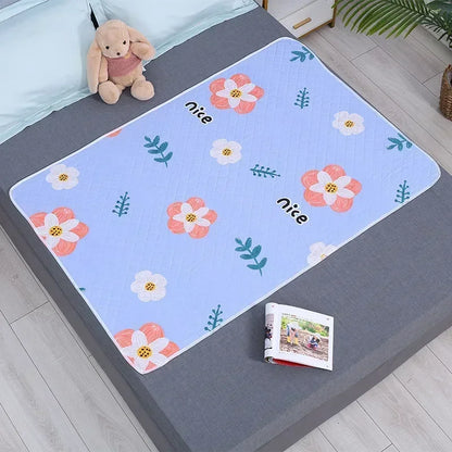 50*70cm Breathable Waterproof Washable Mattress Urine Mat for Baby Cute Cartoon Bed Protector Diaper Bedding Urine Pads Cloth